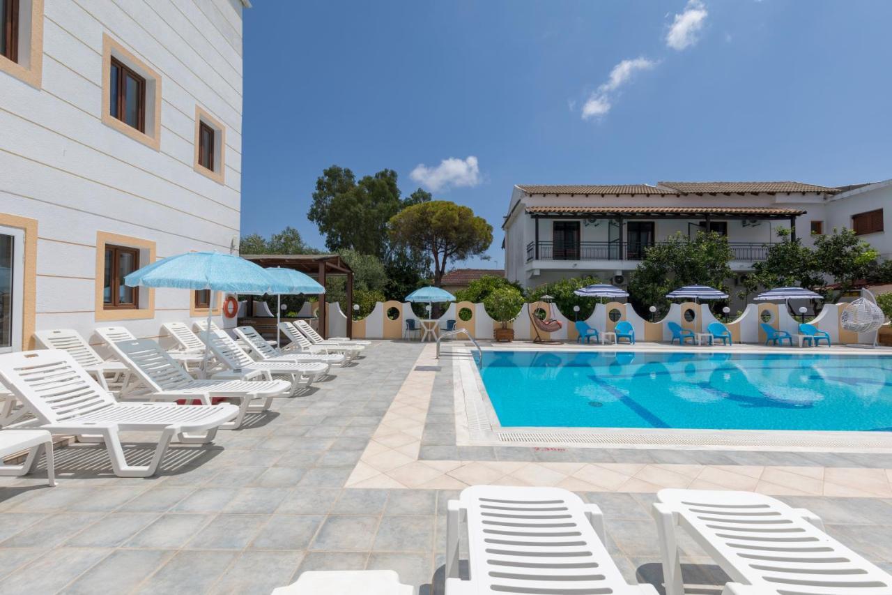 Lefkimi Hotel Kávos Екстериор снимка