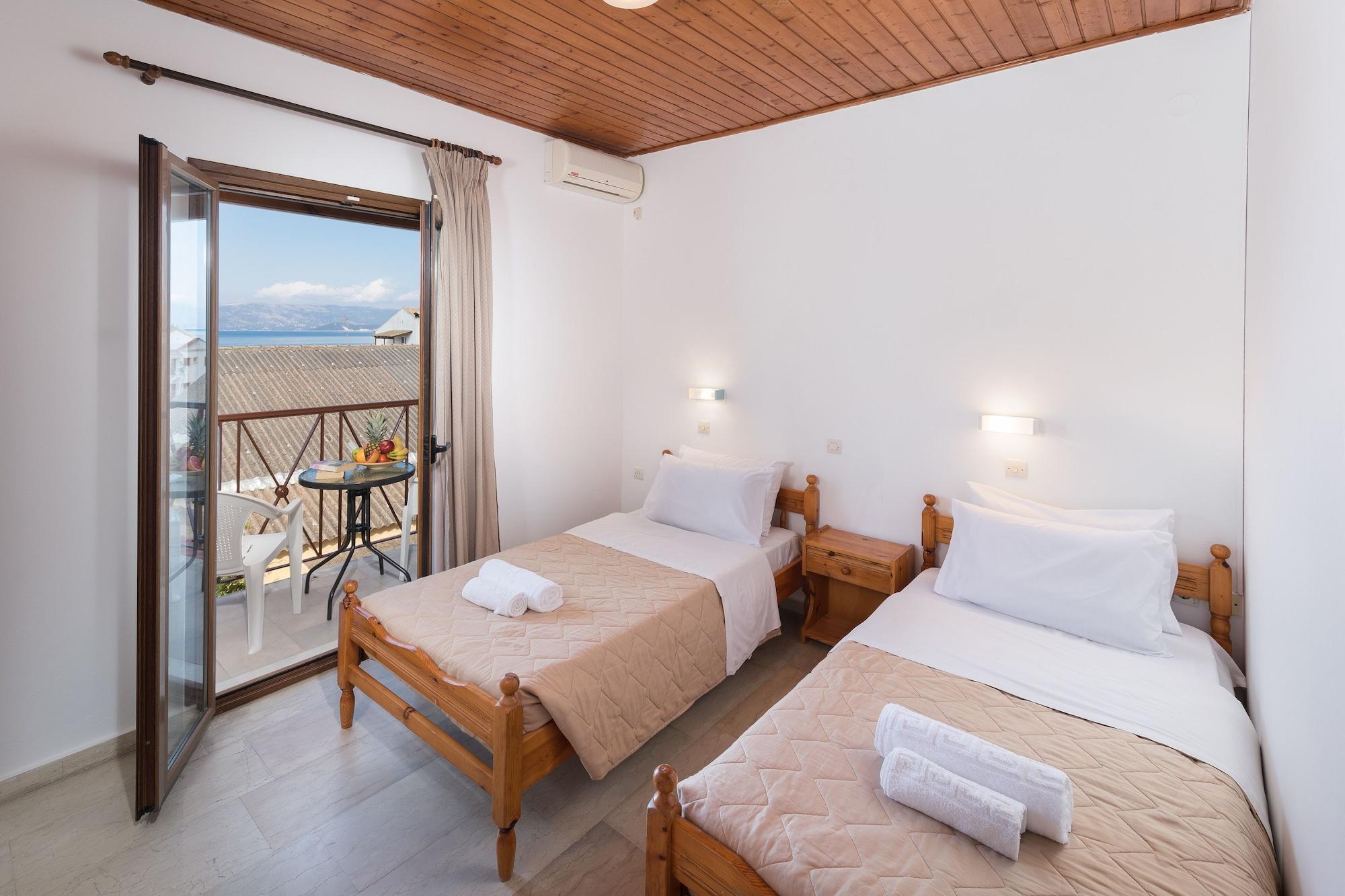 Lefkimi Hotel Kávos Екстериор снимка