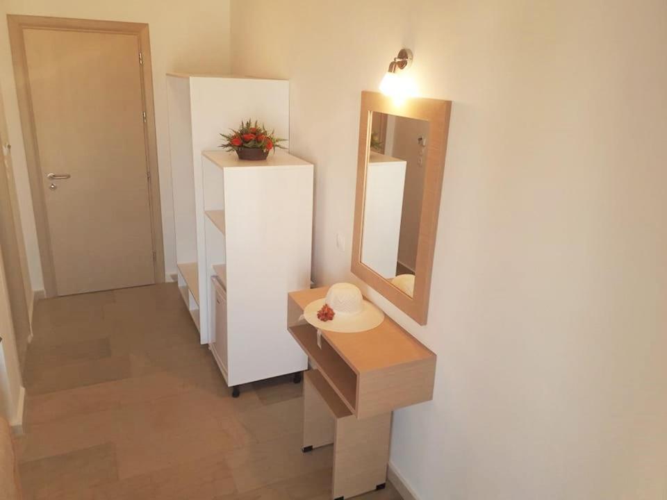 Lefkimi Hotel Kávos Екстериор снимка