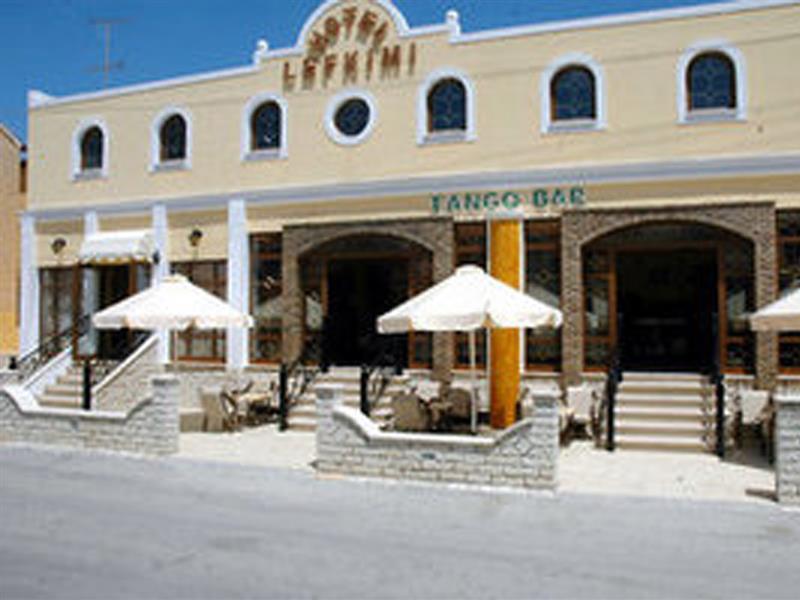 Lefkimi Hotel Kávos Екстериор снимка