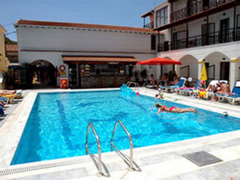 Lefkimi Hotel Kávos Екстериор снимка